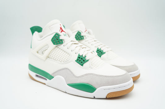 Jordan 4 Retro SB Pine Green
