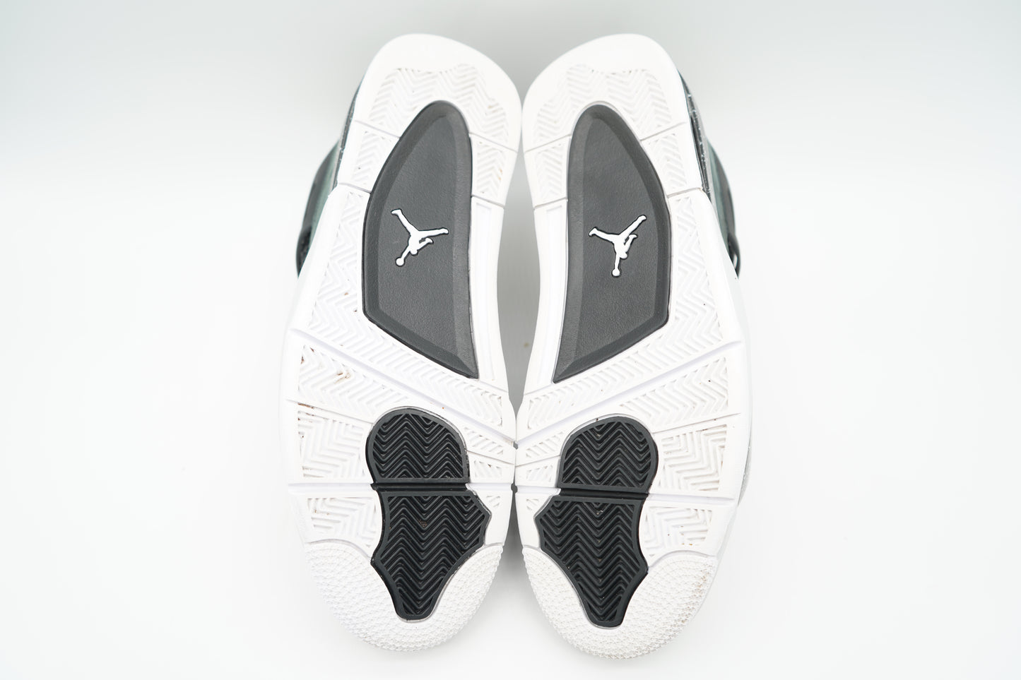 Jordan 4 Retro Fear (2024)