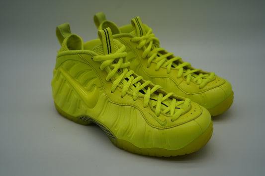 Nike Air Foamposite Pro Volt