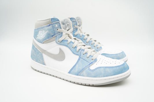 Jordan 1 Retro High Hyper Royal Smoke Grey