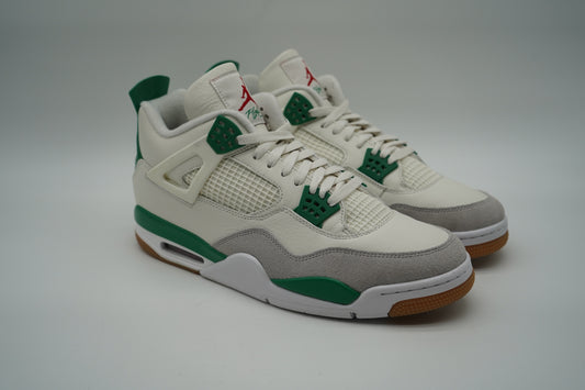 Jordan 4 Retro SB Pine Green