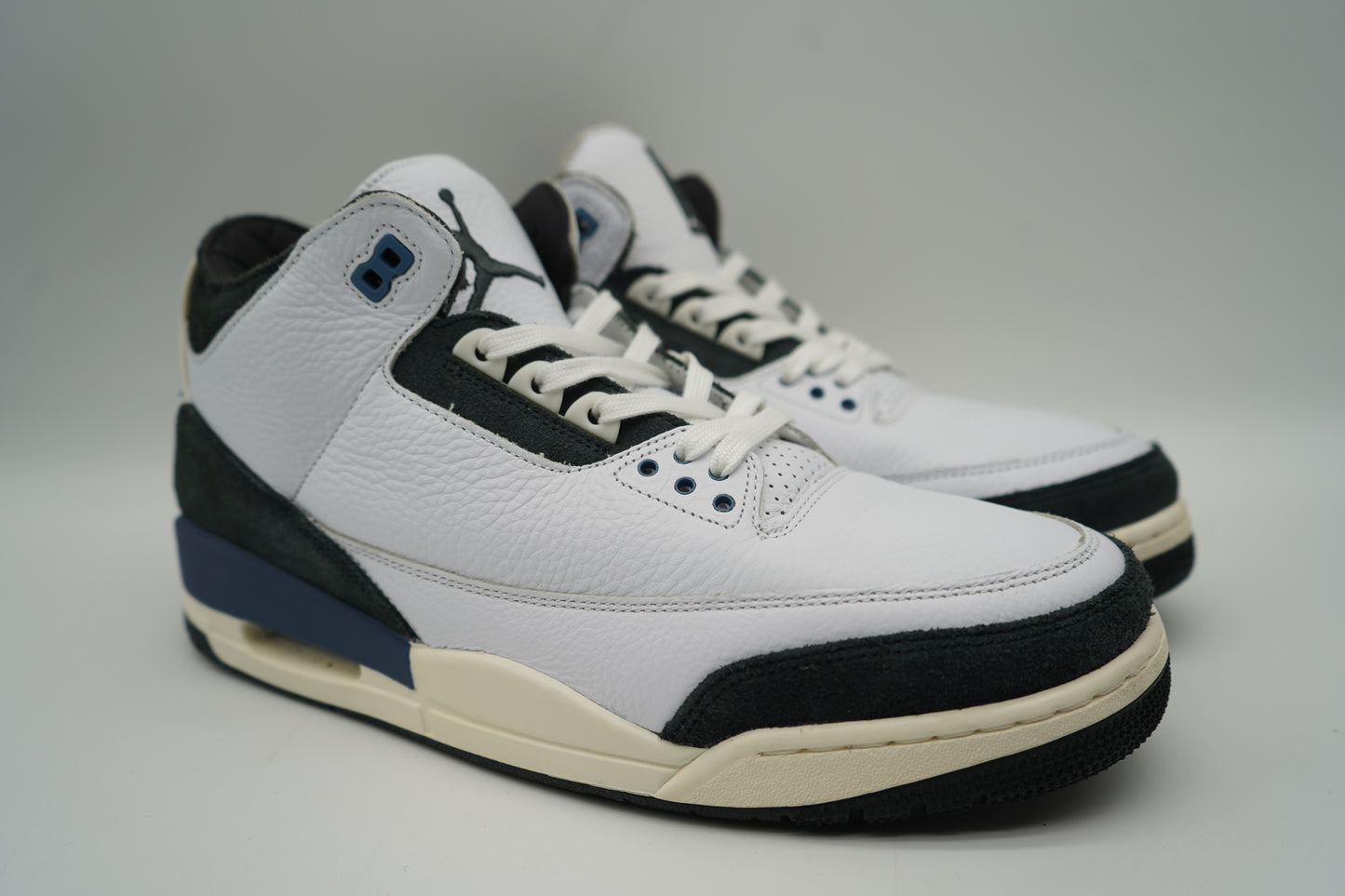Jordan 3 Retro OG SP A Ma Maniére Diffused Blue