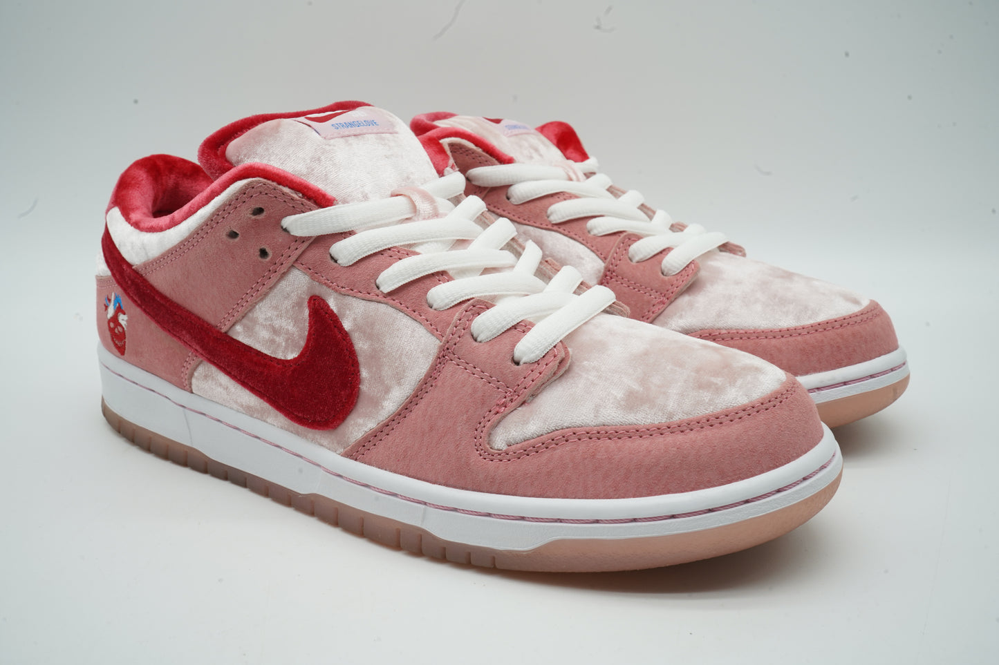 Nike SB Dunk Low StrangeLove Skateboards