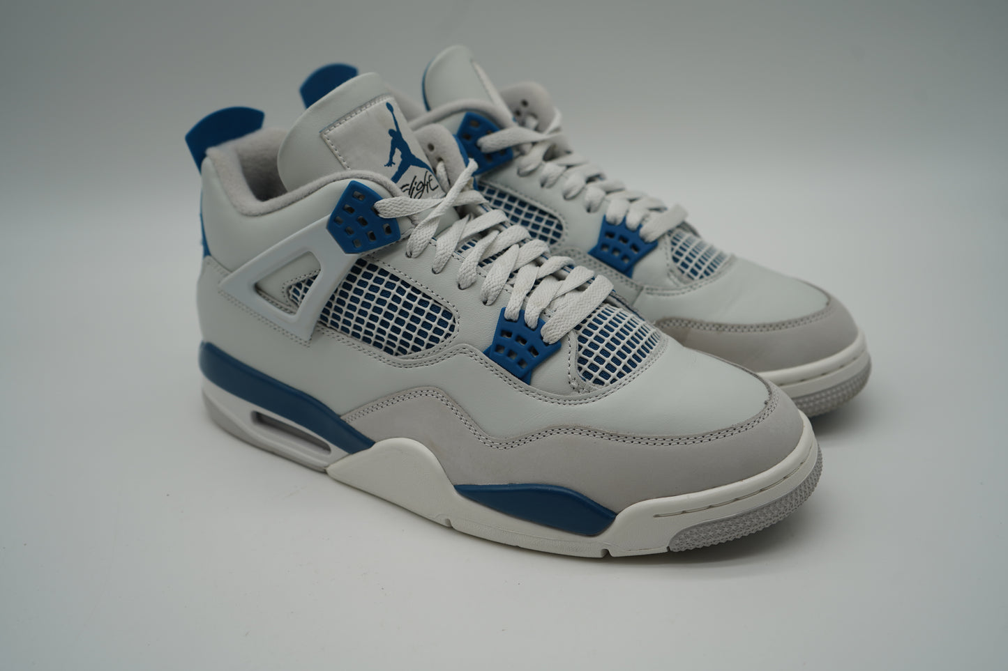 Jordan 4 Retro Military Blue (2024)