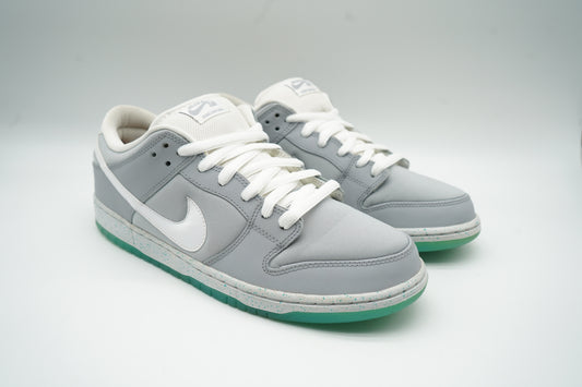 Nike SB Dunk Low Marty McFly