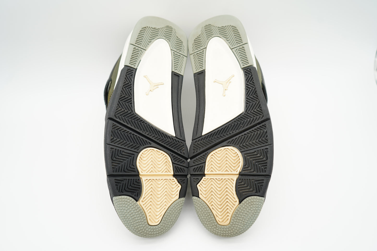Jordan 4 Retro SE Craft Medium Olive