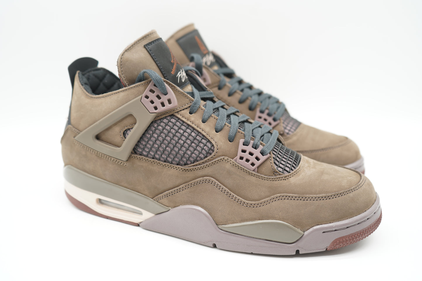 Jordan 4 Retro SP A Ma Maniére Dark Mocha