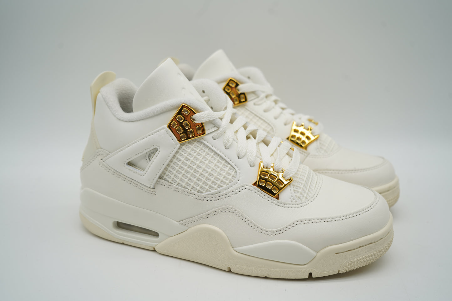 Jordan 4 Retro Metallic Gold (Women's)