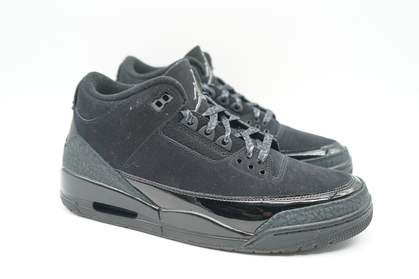 Jordan 3 Retro Black Cat (2025)