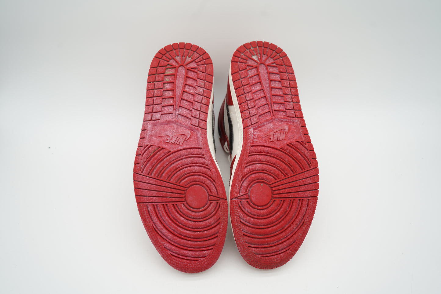 Jordan 1 Retro High OG Chicago Lost and Found
