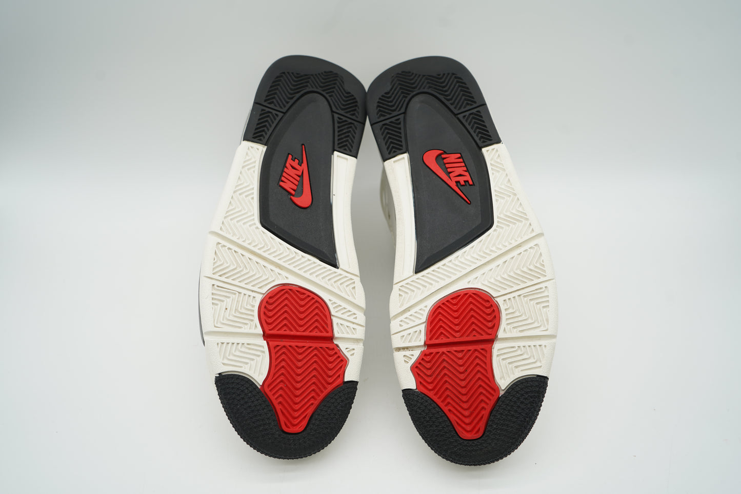 Jordan 4 Retro Flight Club