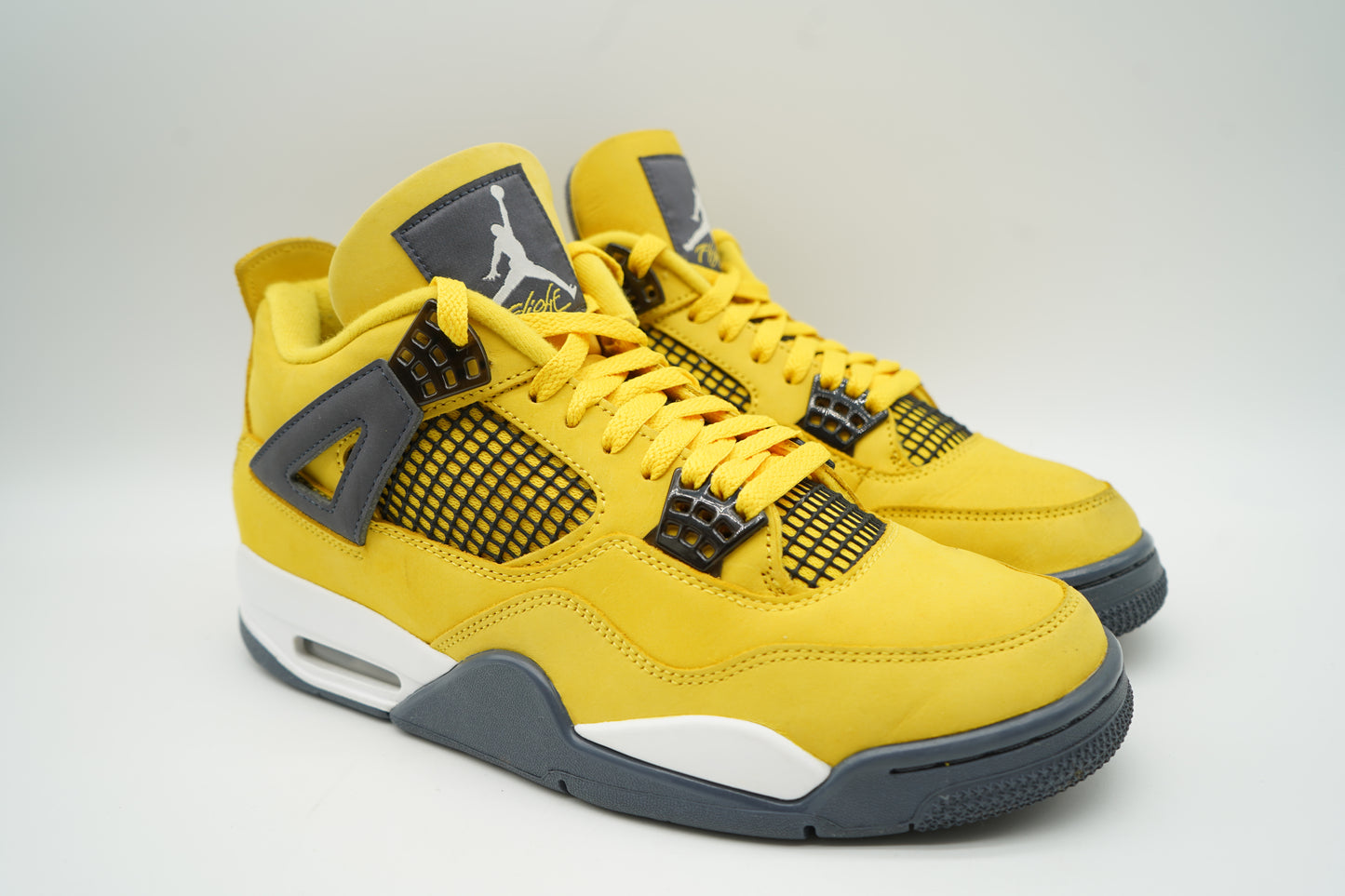 Jordan 4 Retro Lightning (2021)