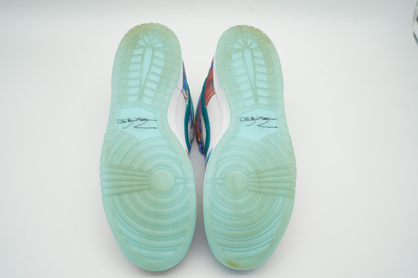 Nike SB Dunk Low Futura Laboratories Bleached Aqua