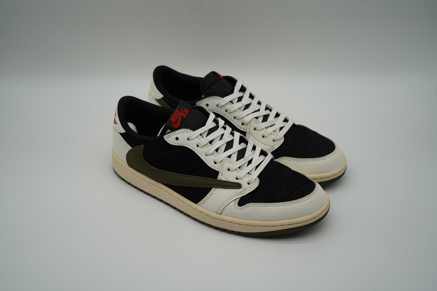 Jordan 1 Retro Low OG SP Travis Scott Olive (Women's)