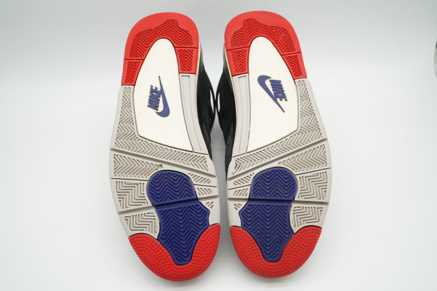 Jordan 4 Retro Rare Air (Gold Lettering)
