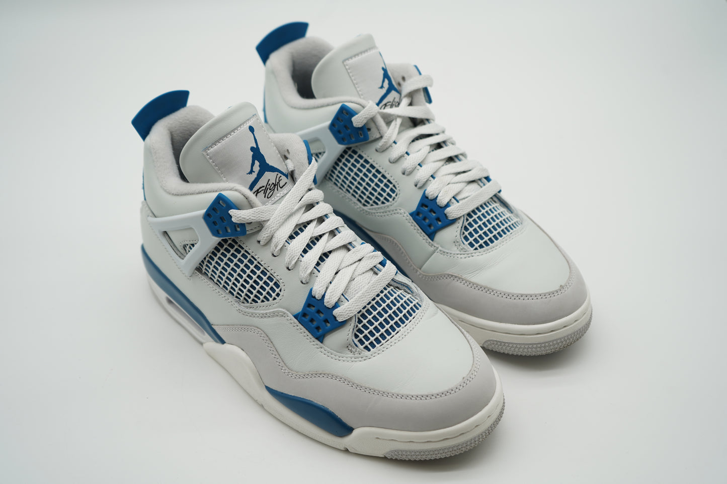 Jordan 4 Retro Military Blue (2024)