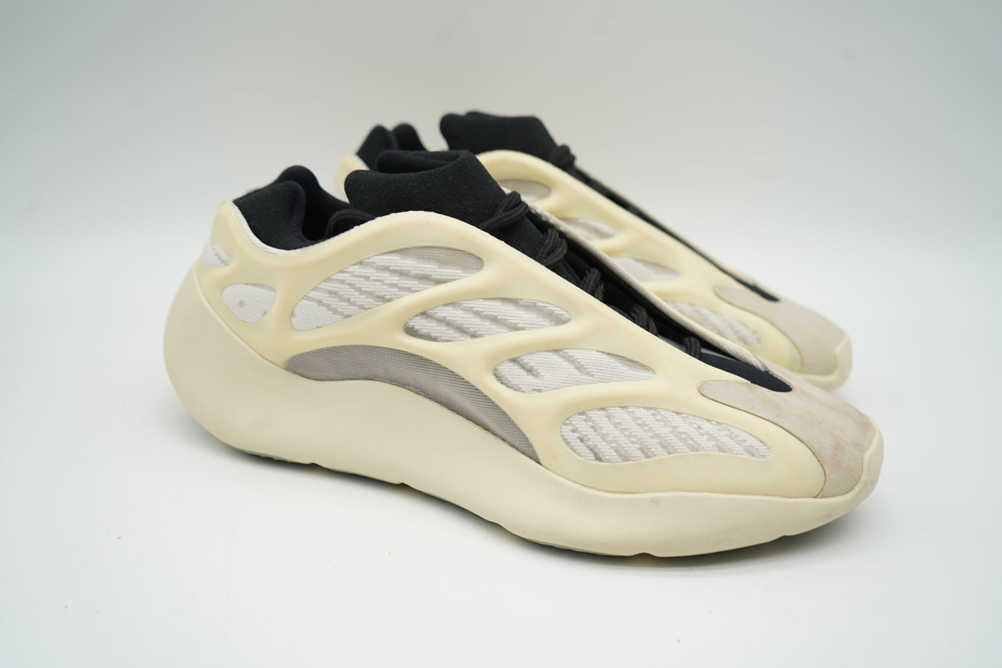 adidas Yeezy 700 V3 Azael