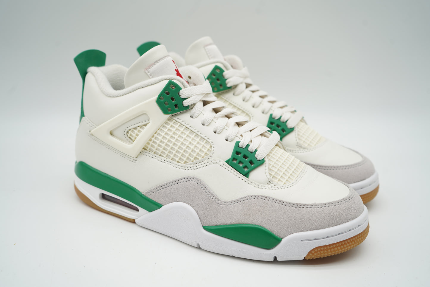 Nike SB Pine Green Jordan 4's