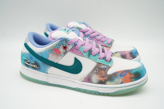 Nike SB Dunk Low Futura Laboratories Bleached Aqua