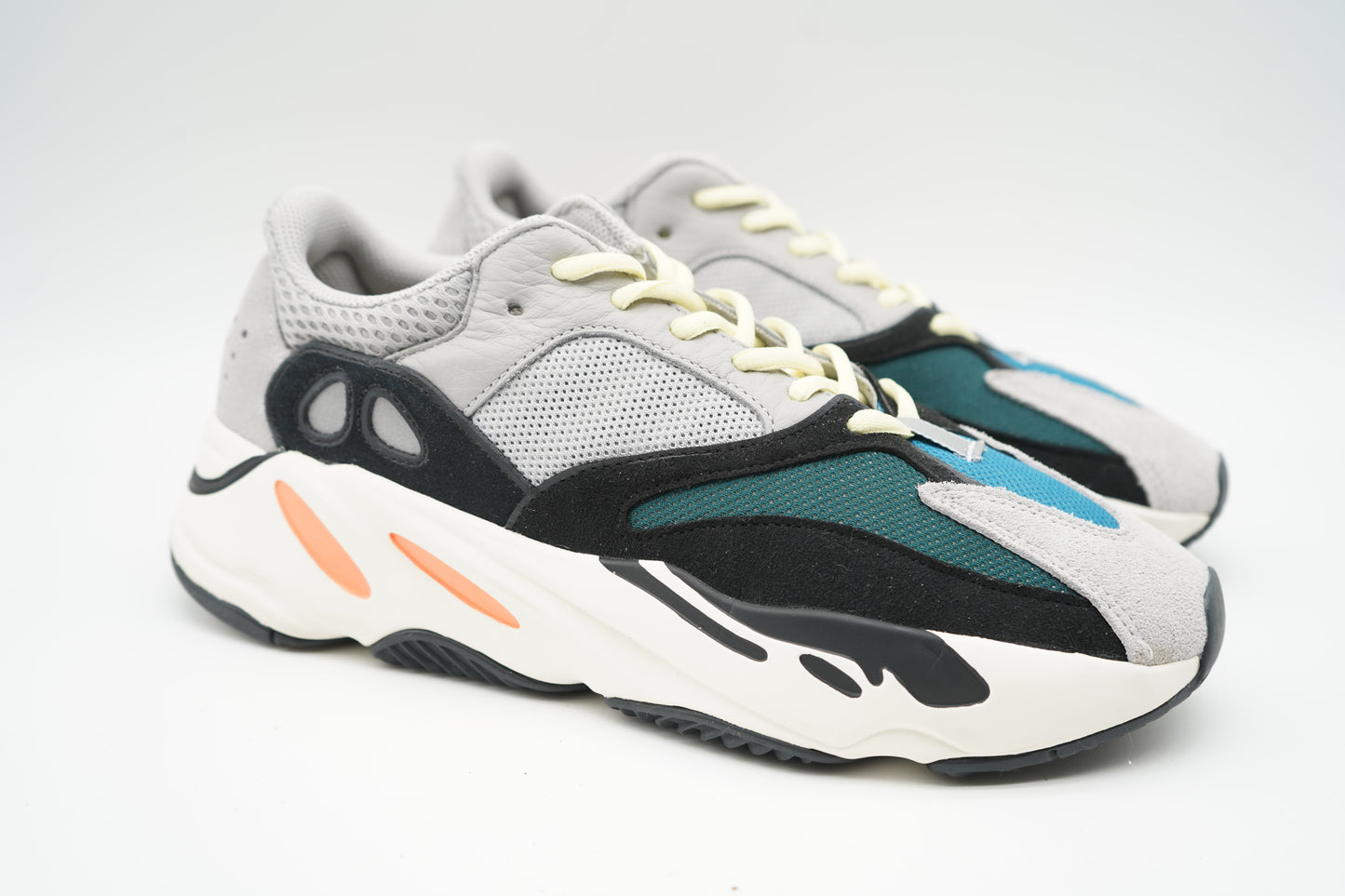 adidas Yeezy Boost 700 Wave Runner
