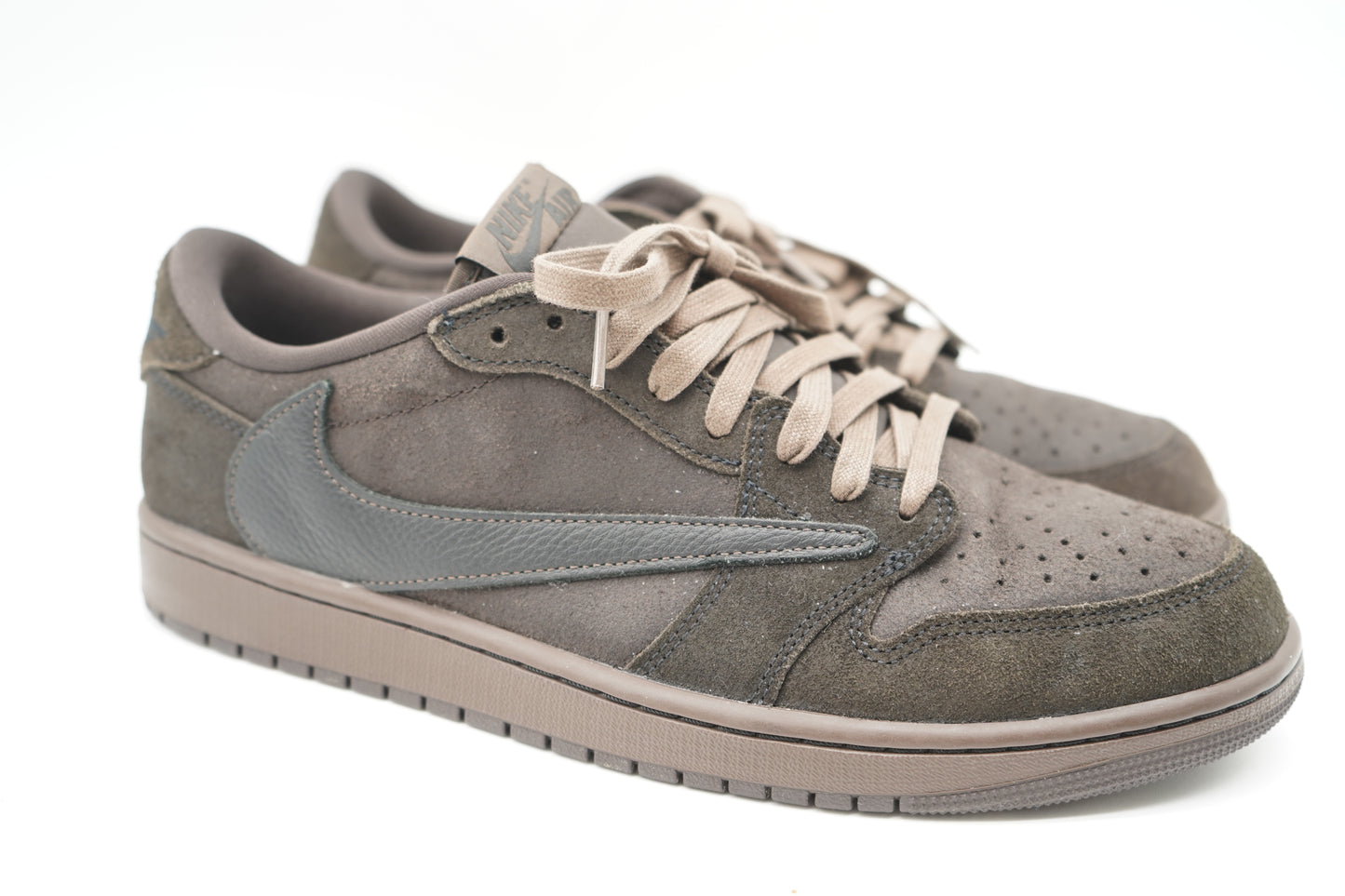 Jordan 1 Retro Low OG SP Travis Scott Velvet Brown