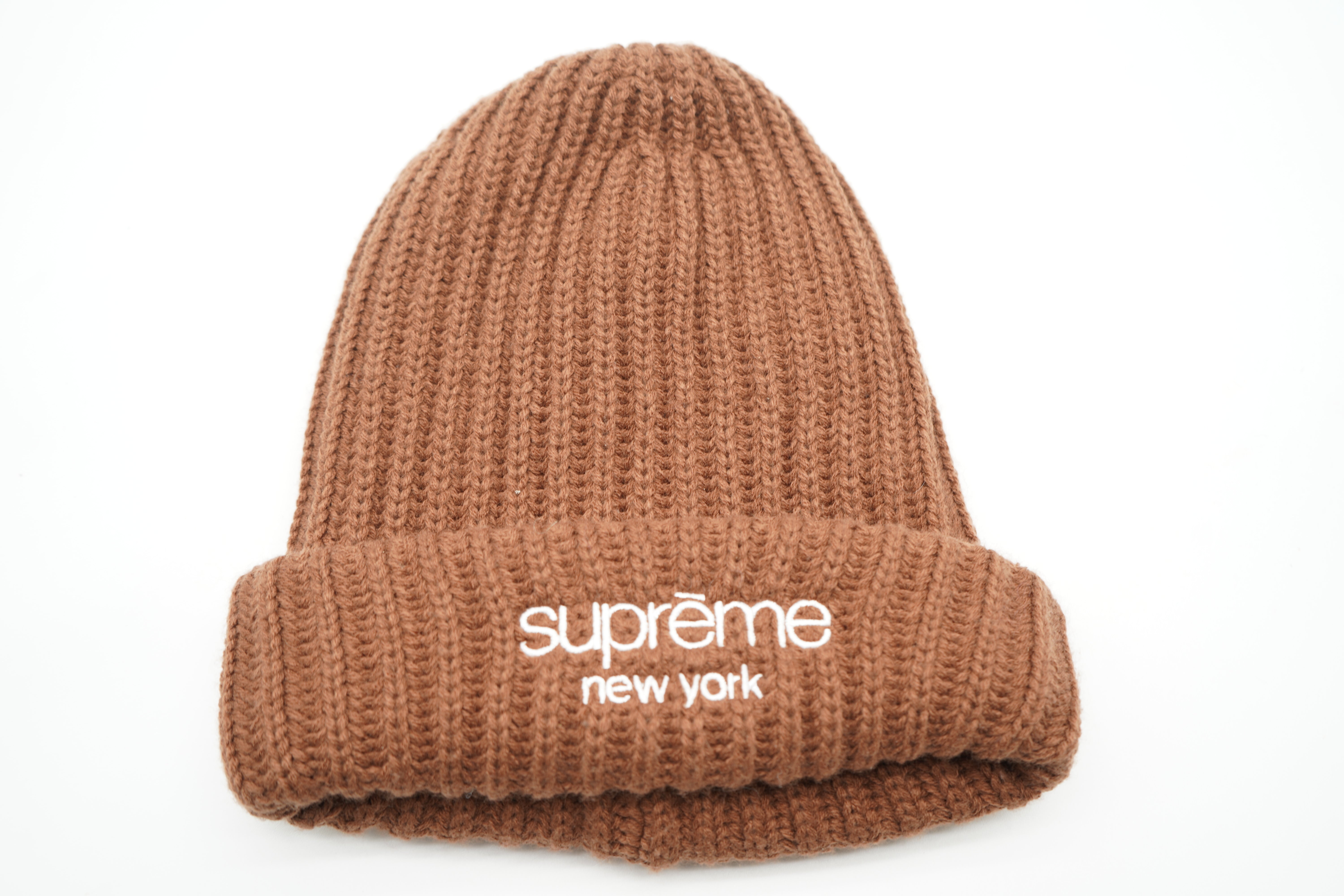 Supreme Chunky Rib Classic Logo Beanie Brown – Thevintagevaultclawson