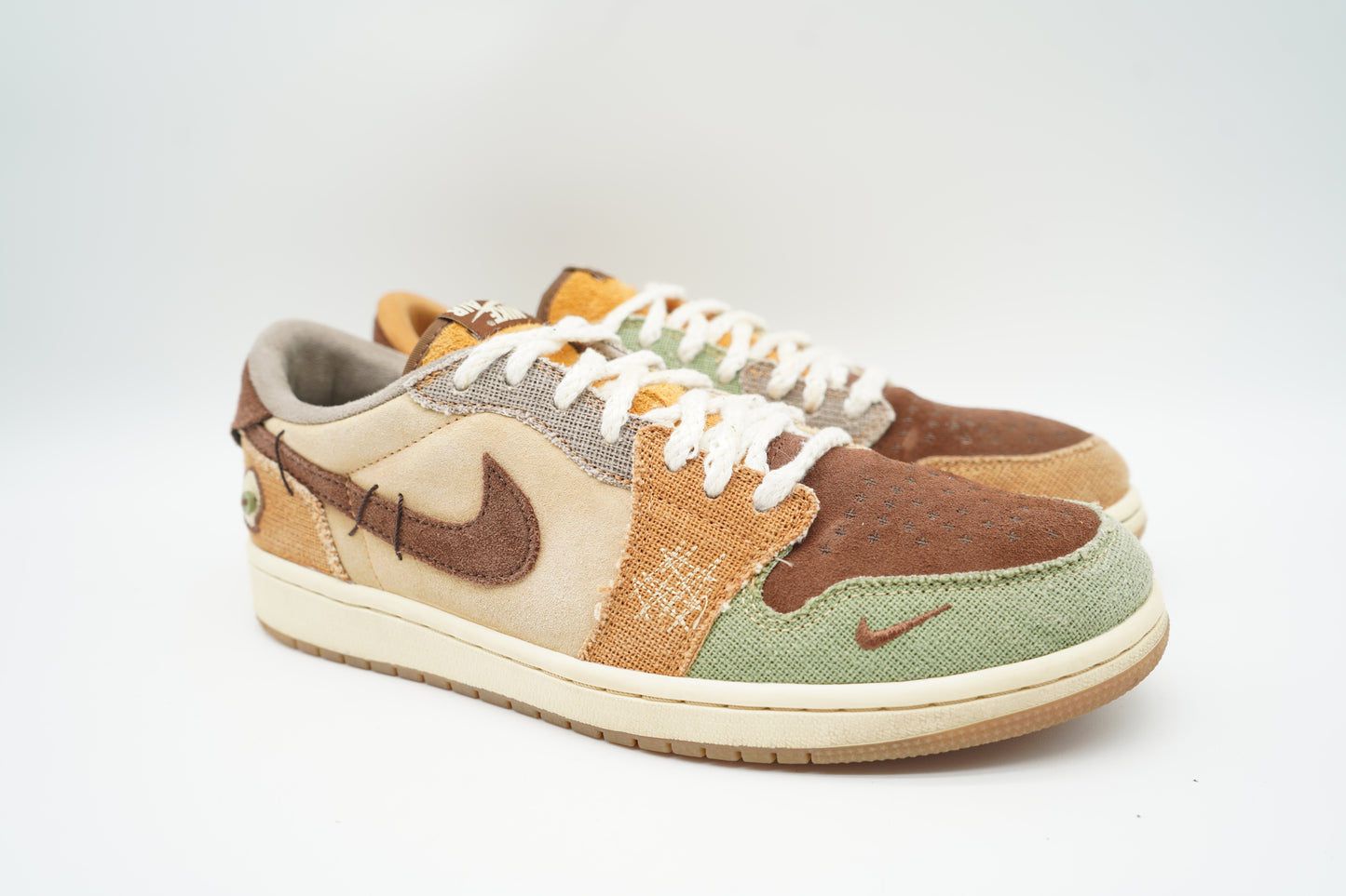 Jordan 1 Retro Low OG Zion Williamson Voodoo
