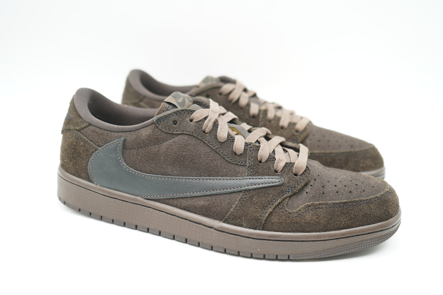 Jordan 1 Retro Low OG SP Travis Scott Velvet Brown