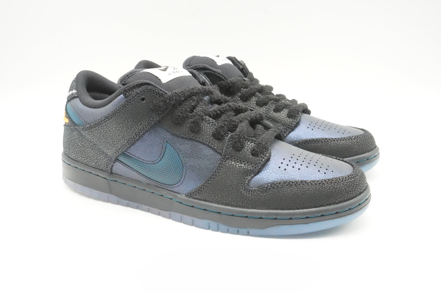 Nike SB Dunk Low Pro Bluetile Skateboards