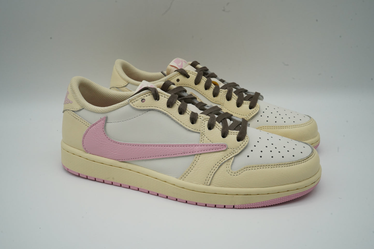 Travis Scott Shy Pink Jordan 1 Retro Low
