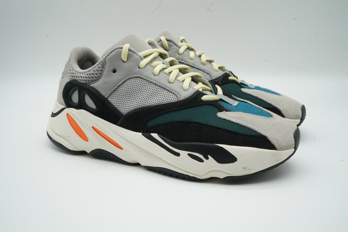 adidas Yeezy Boost 700 Wave Runner