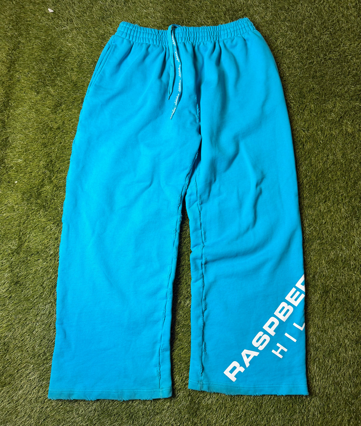Raspberry Hills Blue Sweatpants