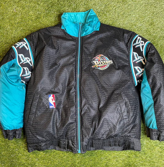 Vintage 90's Detroit Pistons Pro Player Puffer Coat