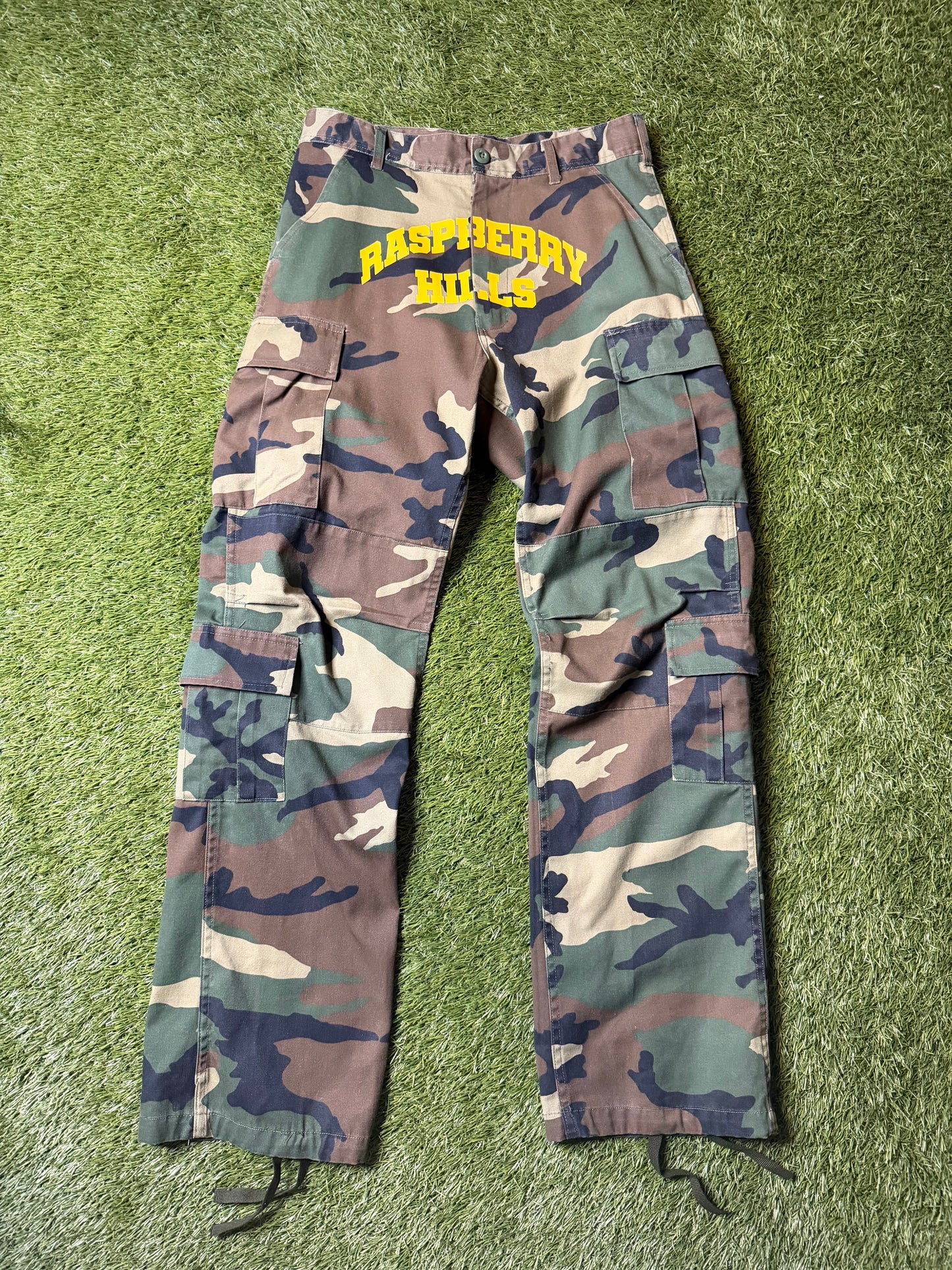GV Gallery Raspberry Hills Camo Pants