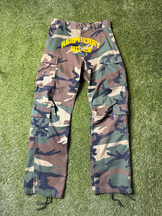GV Gallery Raspberry Hills Camo Pants