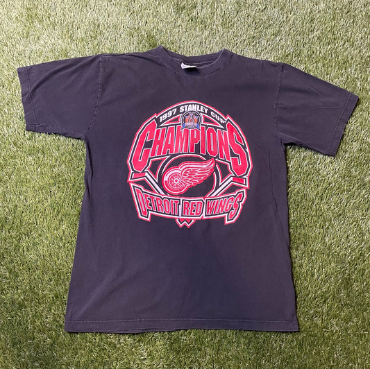 Vintage 1997 Detroit Red Wings T Shirt