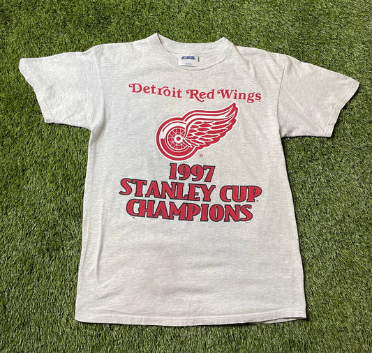 Vintage 1997 Detroit Red Wings T Shirt