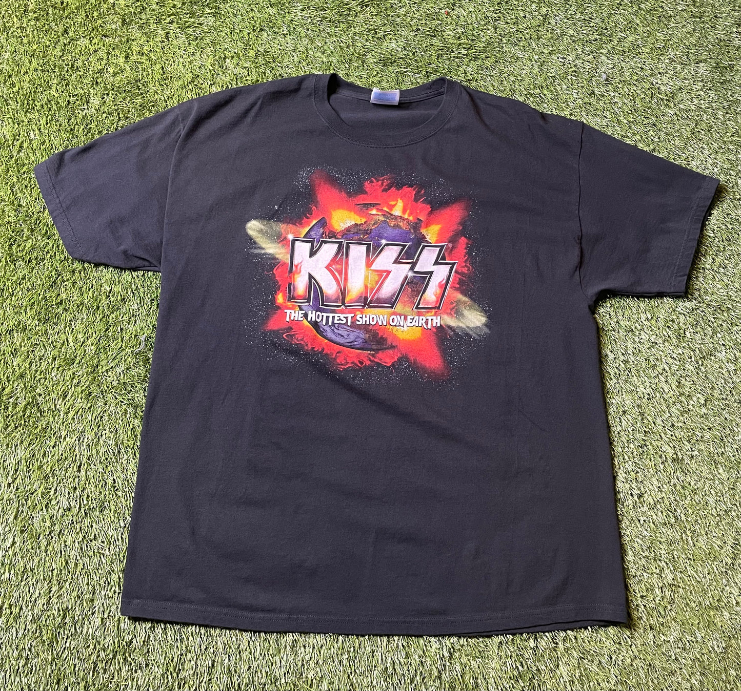 Vintage 2000 Kiss Hottest Show on Earth