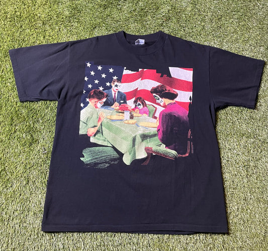 Vintage 90's Kiss My Ass Family Shirt