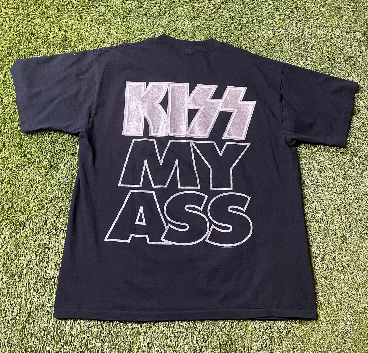 Vintage 90's Kiss My Ass Family Shirt