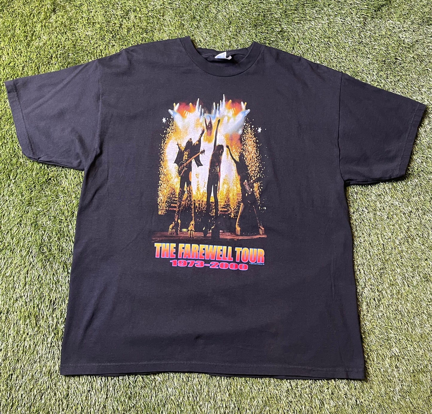 Vintage 2000 Kiss Farewell Tour T Shirt