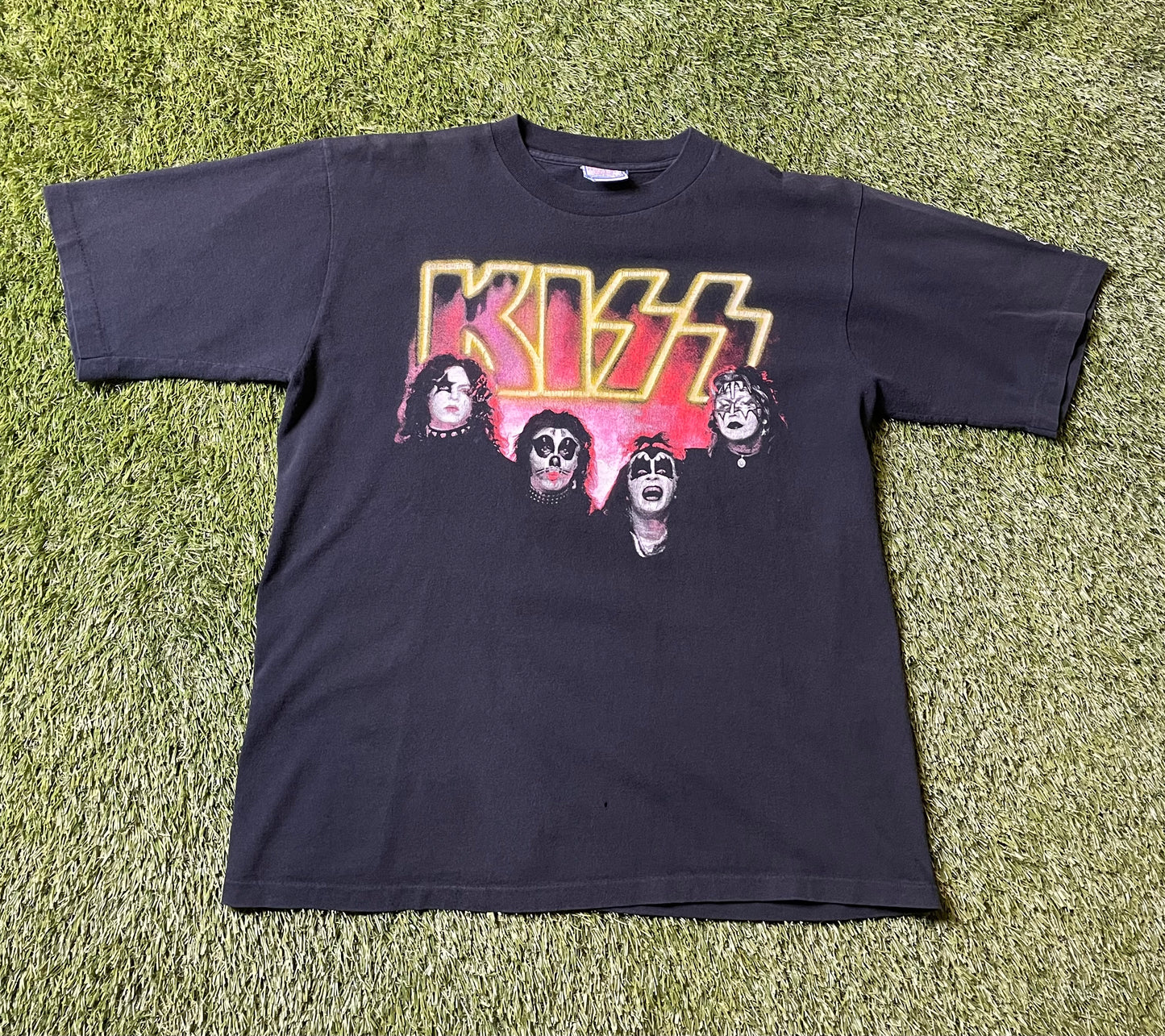 Vintage Kiss Band T Shirt