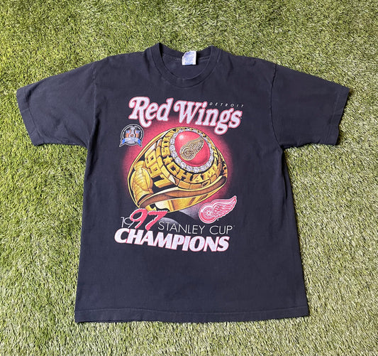 Vintage 1997 Detroit Red Wings Championship Ring T Shirt