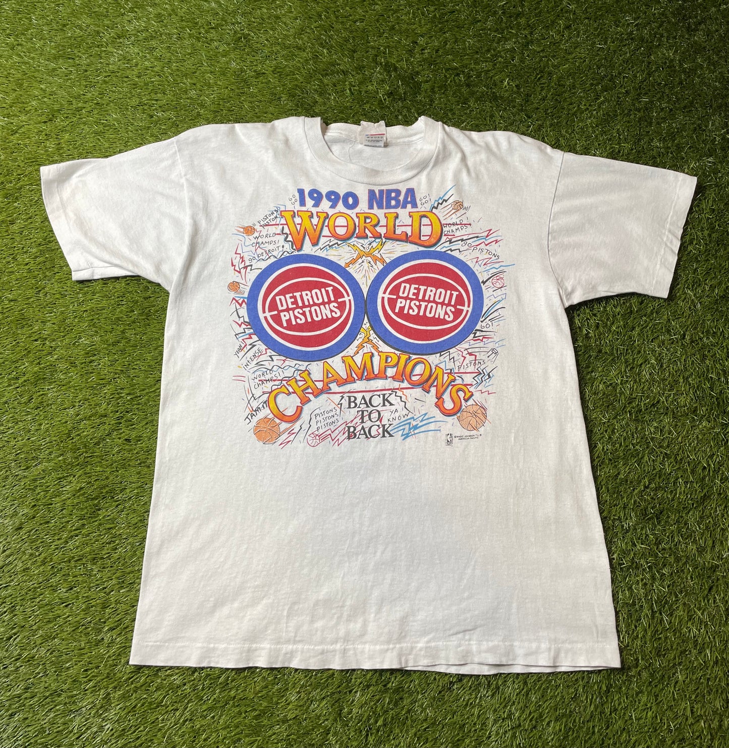 Vintage 1990 Detroit Pistons Magic Johnson T Shirt