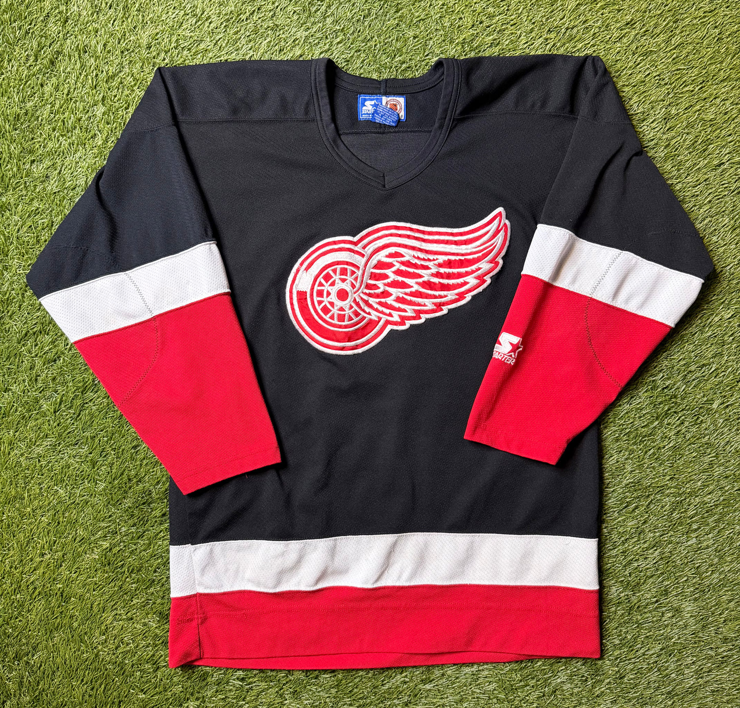 Vintage 90's Detroit Red Wings Alternate Jersey