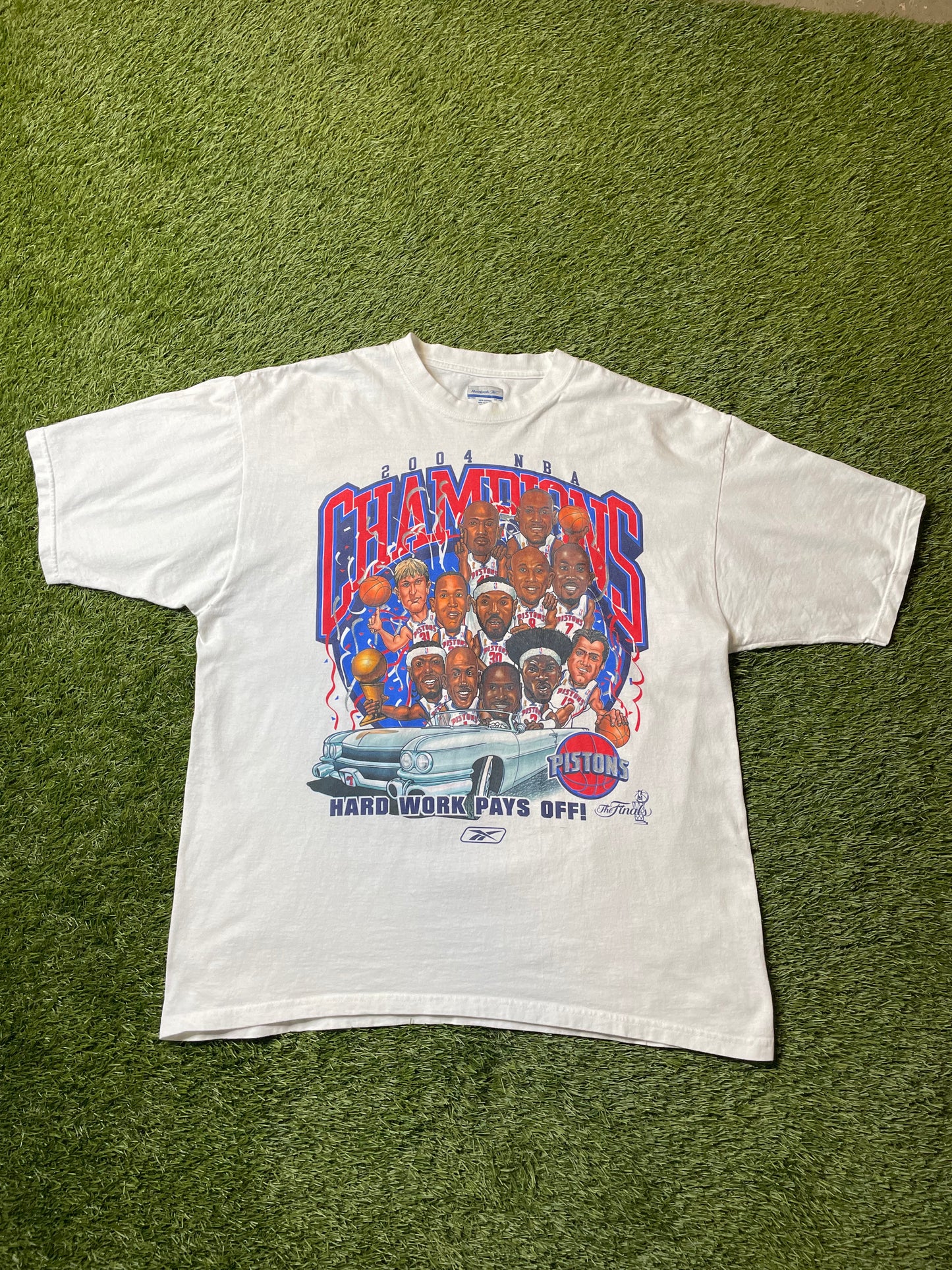 Vintage 2004 NBA Champs Detroit Pistons T Shirt