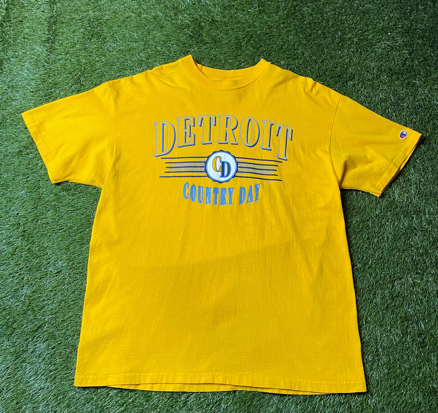 Vintage 90's Detroit County Day T Shirt