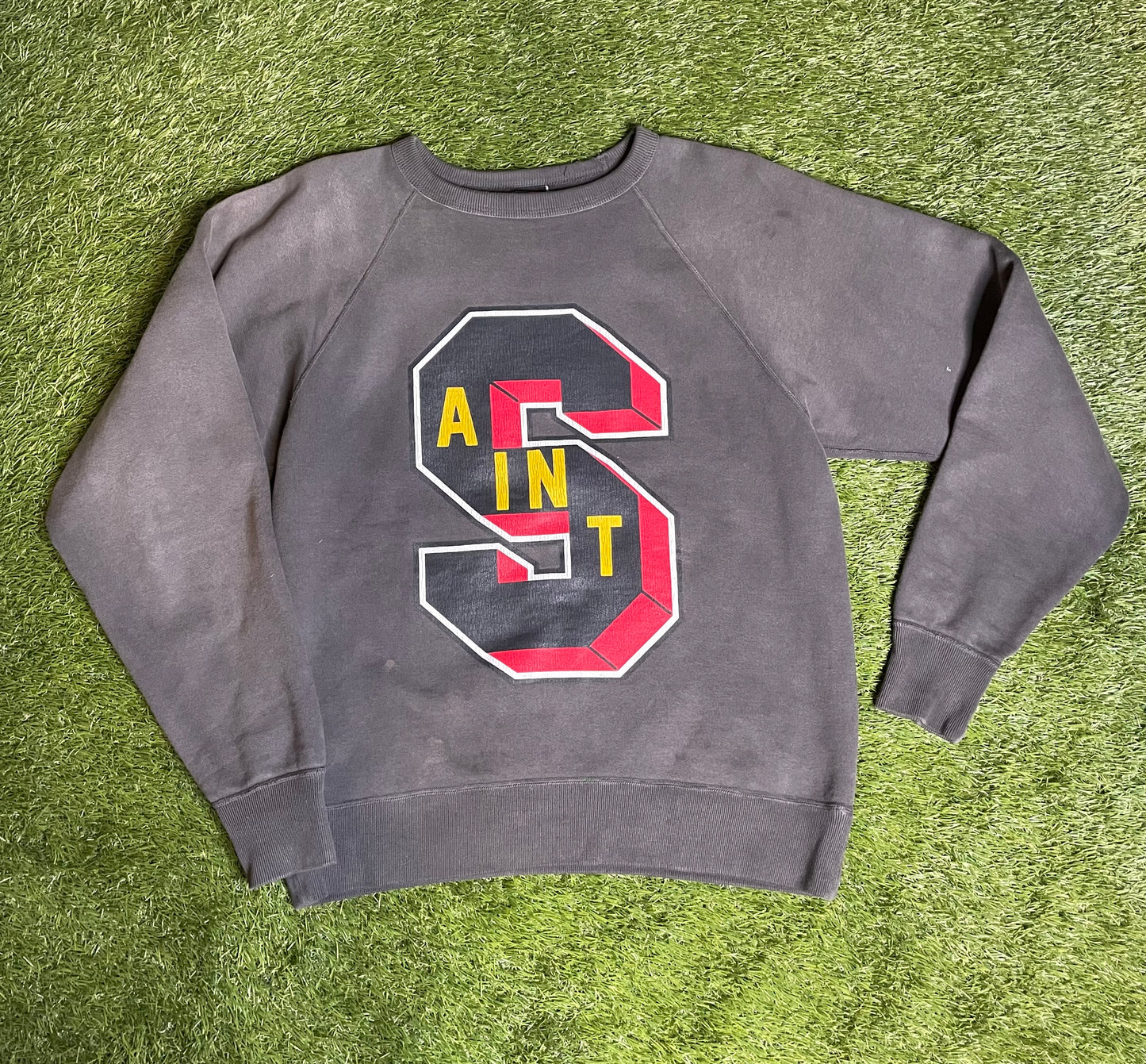Saint Tears Crewneck