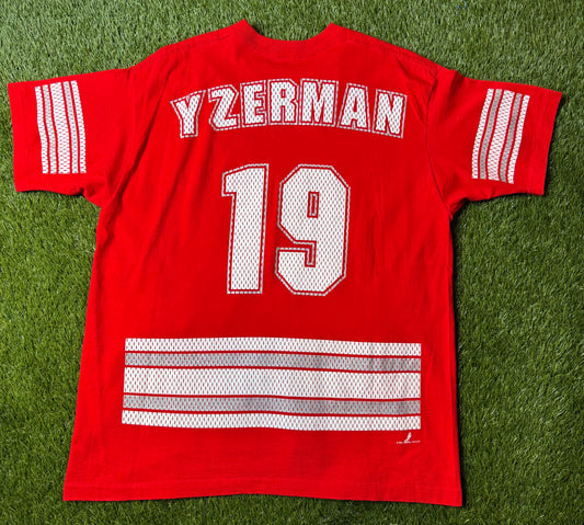 Vintage 90's Steve Yzerman Jersey T Shirt
