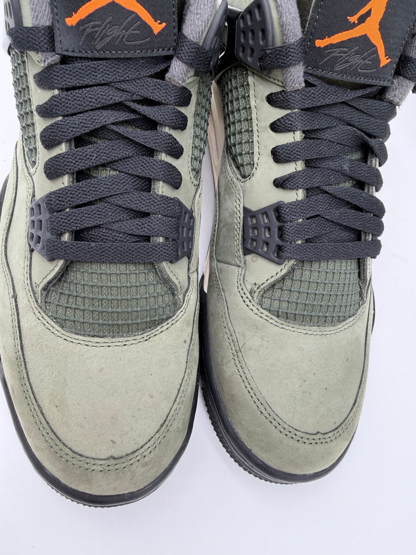 Jordan 4 Retro OG SP Undefeated (2025)